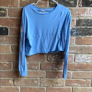 Oversized pink cropped shirt